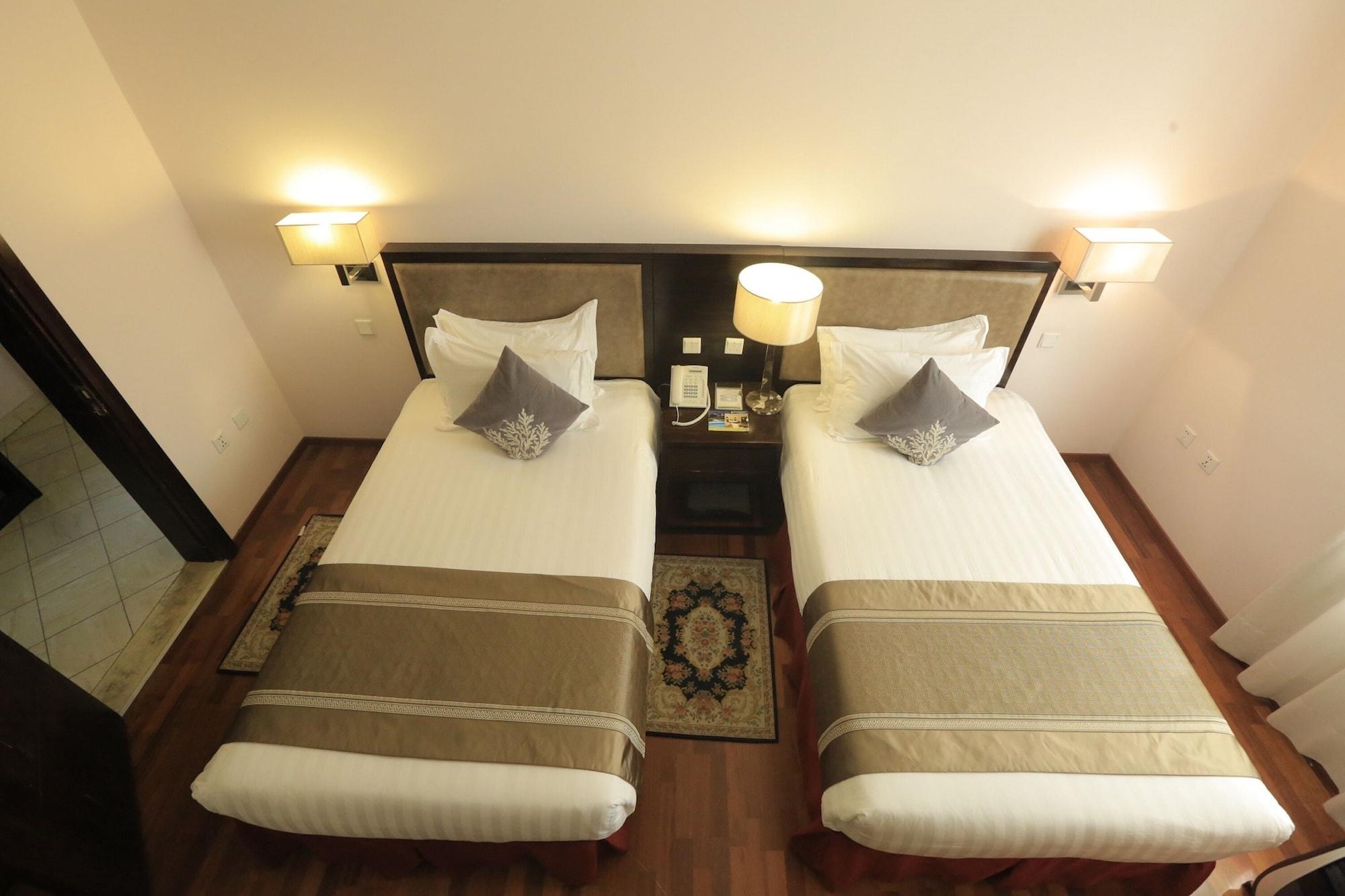 Saro Maria Hotel Addis Ababa Bagian luar foto