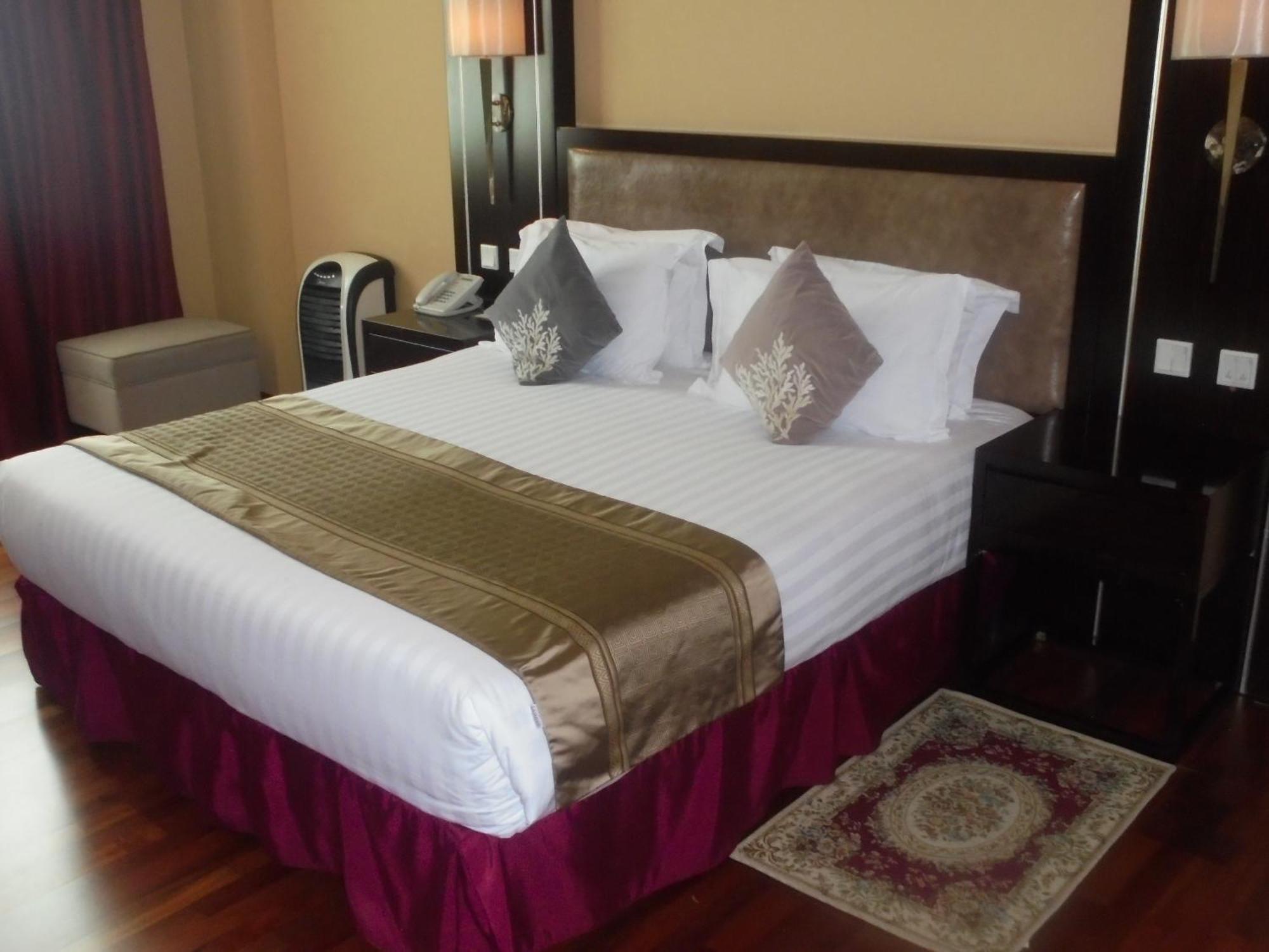 Saro Maria Hotel Addis Ababa Ruang foto