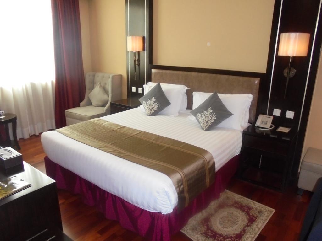 Saro Maria Hotel Addis Ababa Bagian luar foto