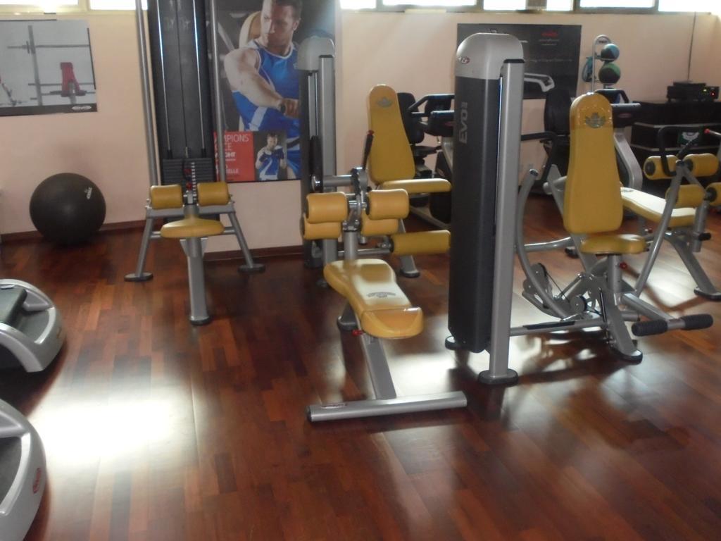Saro Maria Hotel Addis Ababa Bagian luar foto