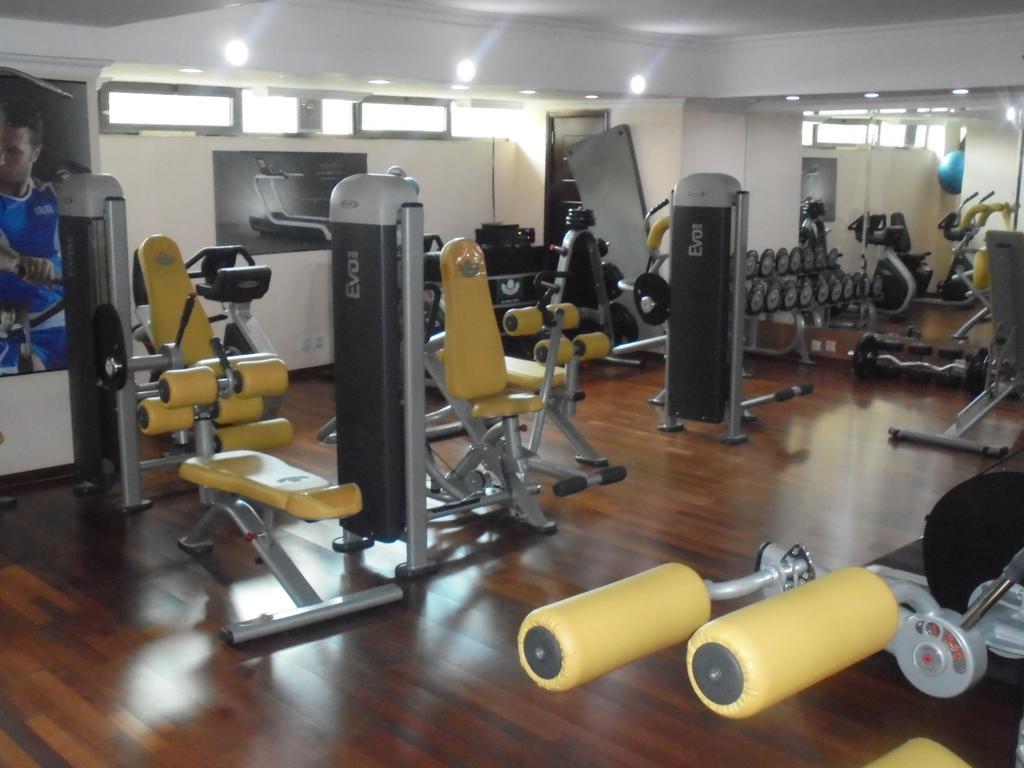 Saro Maria Hotel Addis Ababa Bagian luar foto