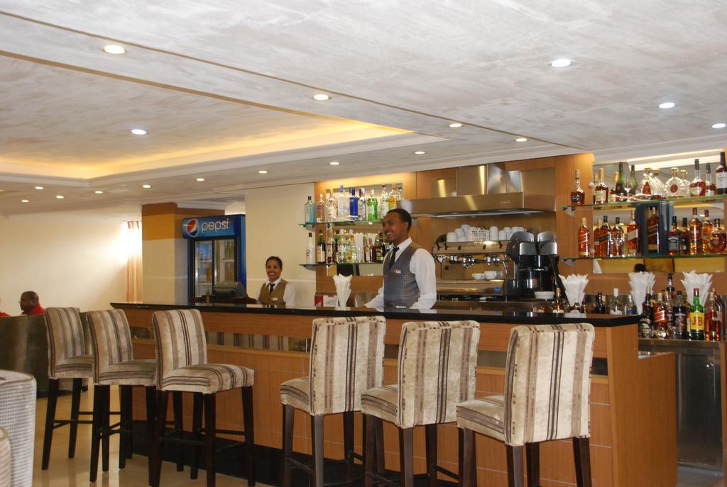 Saro Maria Hotel Addis Ababa Bagian luar foto